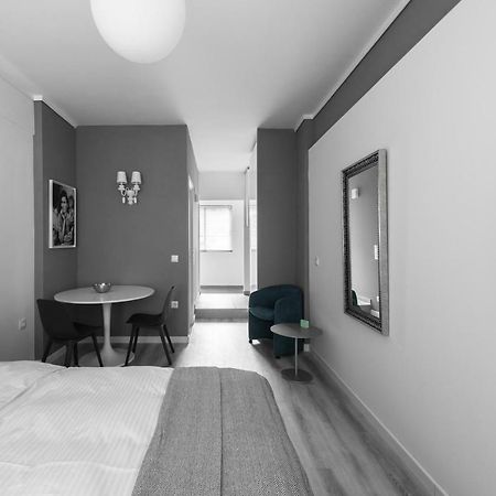 M&F Luxury Suites Est. 2019 / F Suite سالونيك المظهر الخارجي الصورة