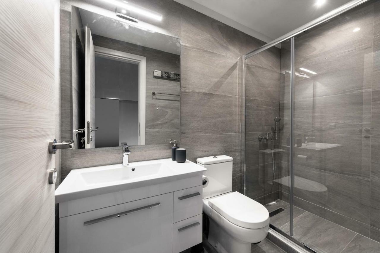M&F Luxury Suites Est. 2019 / F Suite سالونيك المظهر الخارجي الصورة