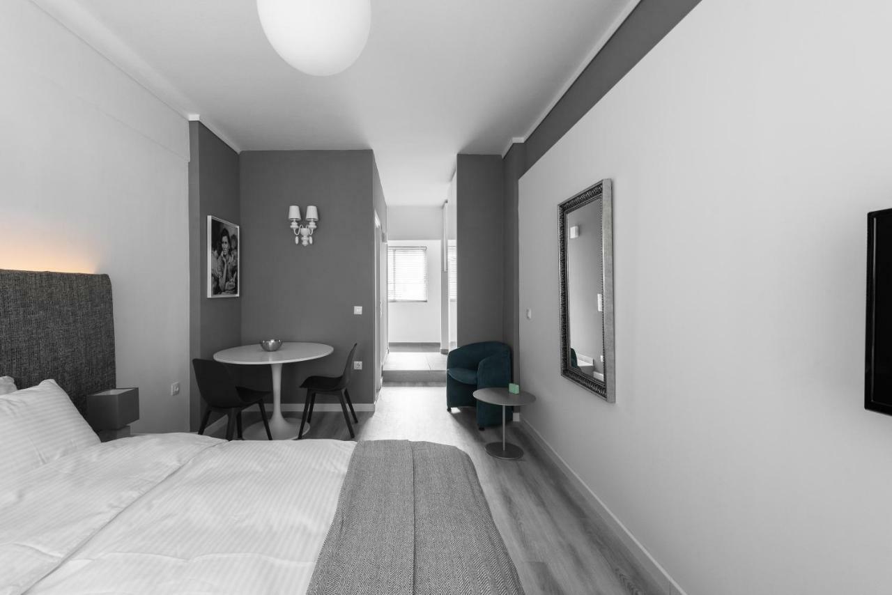 M&F Luxury Suites Est. 2019 / F Suite سالونيك المظهر الخارجي الصورة